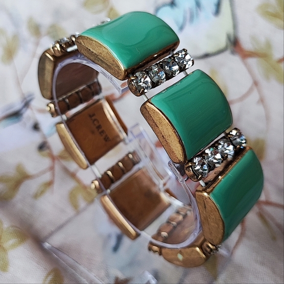 J. Crew Signed Light Jade Color Enamel Stretch Bracelet Oxidized Brass - Picture 9 of 9